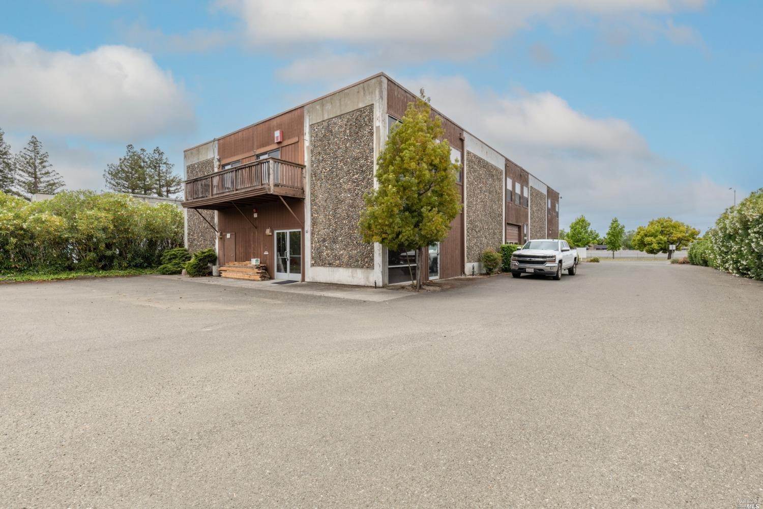 20. Industrial for Sale at 5810-5830 Commerce Blvd Rohnert Park, California 94928 United States