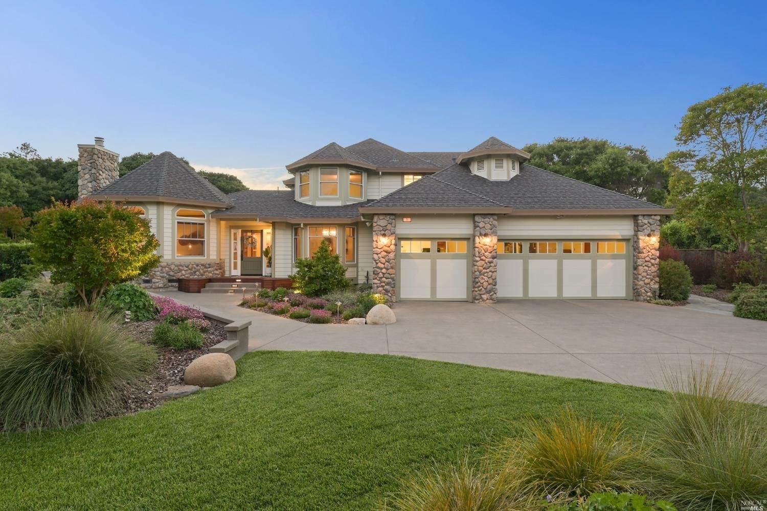 Single Family Homes for Sale at 21 Saddlebrook Court Novato, California 94947 United States