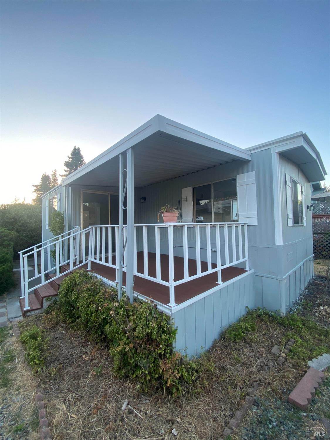 Mobile / Manufactured for Sale at 15 Walnut Cir #15 Rohnert Park, California 94928 United States