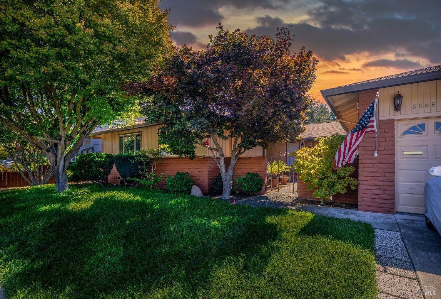 Single Family Homes for Sale at 2528 Washoe Court Santa Rosa, California 95405 United States