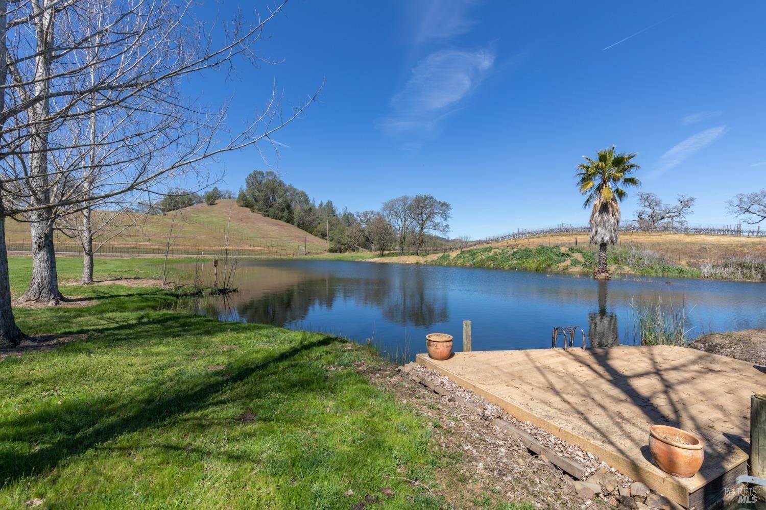 19. Single Family Homes for Sale at 5281 Chiles Pope Valley Road St. Helena, California 94574 United States